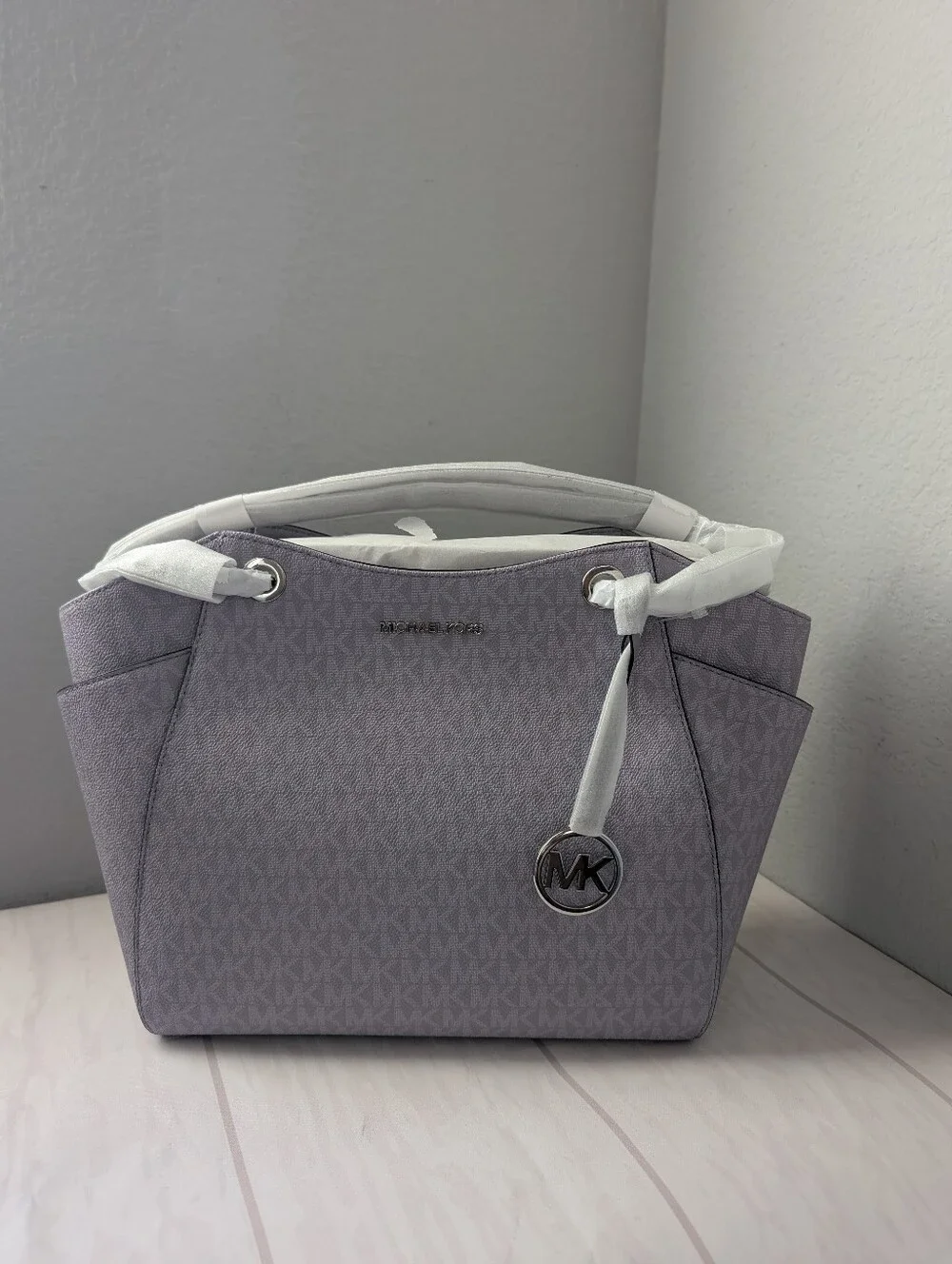 NWT Michael Kors Jet Set Large Signature Logo Shoulder Bag In Lilac